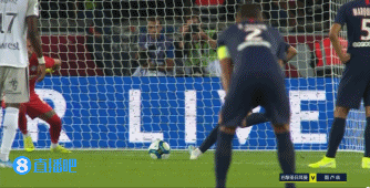 大连人队球迷热情依旧