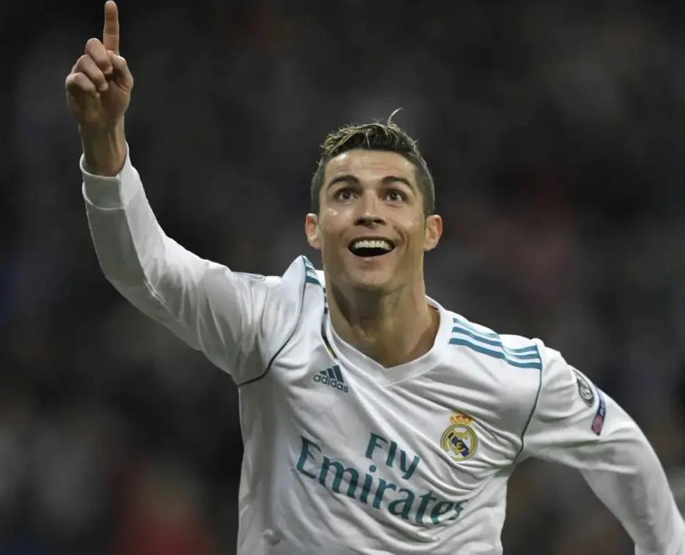 德转更新后英超U21球员身价TOP10：埃斯特旺8000万欧元第1（德转调整后英超U21身价前十：埃斯特旺以8000万欧领跑）