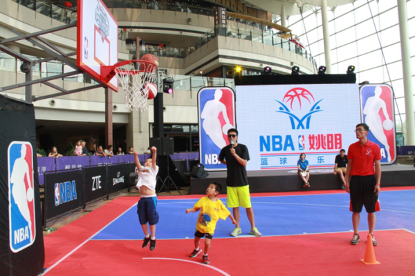 体坛女神盘点：乐天女孩黄禹菡，身材高挑五官立体人称小芭比（体坛女神图鉴：乐天女孩黄禹菡，高挑身段立体五官，被称小芭比）
