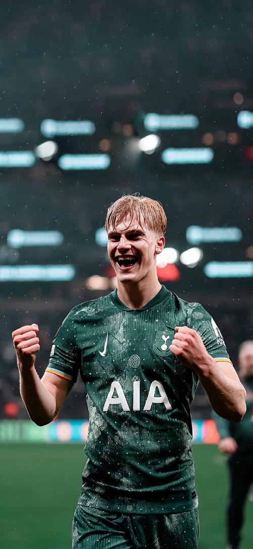 阿斯：科纳特今晚面对四重压力：皇马、球迷、斯洛特和姆巴佩（阿斯报：科纳特今夜四面承压，来自皇马、球迷、斯洛特与姆巴佩）